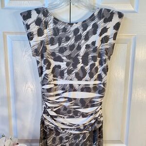 WHITE & GRAY CHETAH PRINT LOW V BACK SIZE L NWT